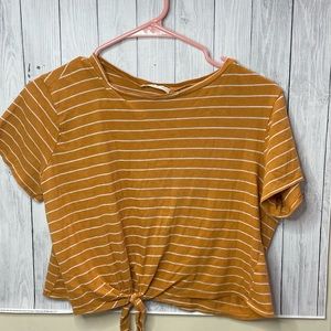 Atticute size L mustard yellow striped cropped oversized tee with tie